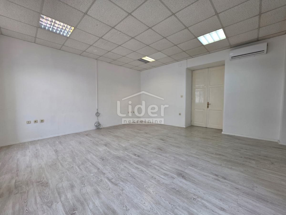 Commerciale Da affittare - PRIMORSKO-GORANSKA RIJEKA
