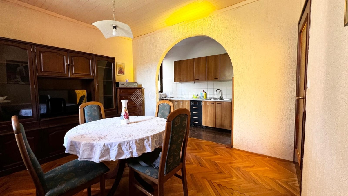 Apartment Zu verkaufen - PRIMORSKO-GORANSKA KASTAV