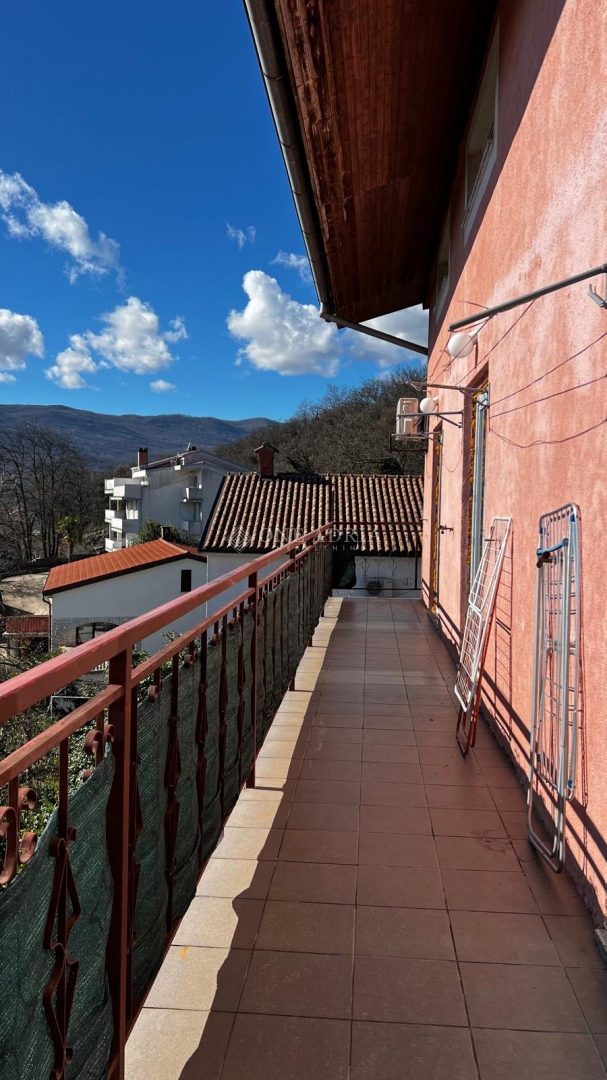 Apartment Zu verkaufen - PRIMORSKO-GORANSKA KASTAV