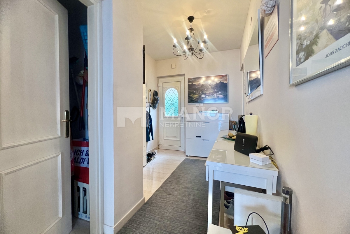 Apartment Zu verkaufen - PRIMORSKO-GORANSKA LOVRAN