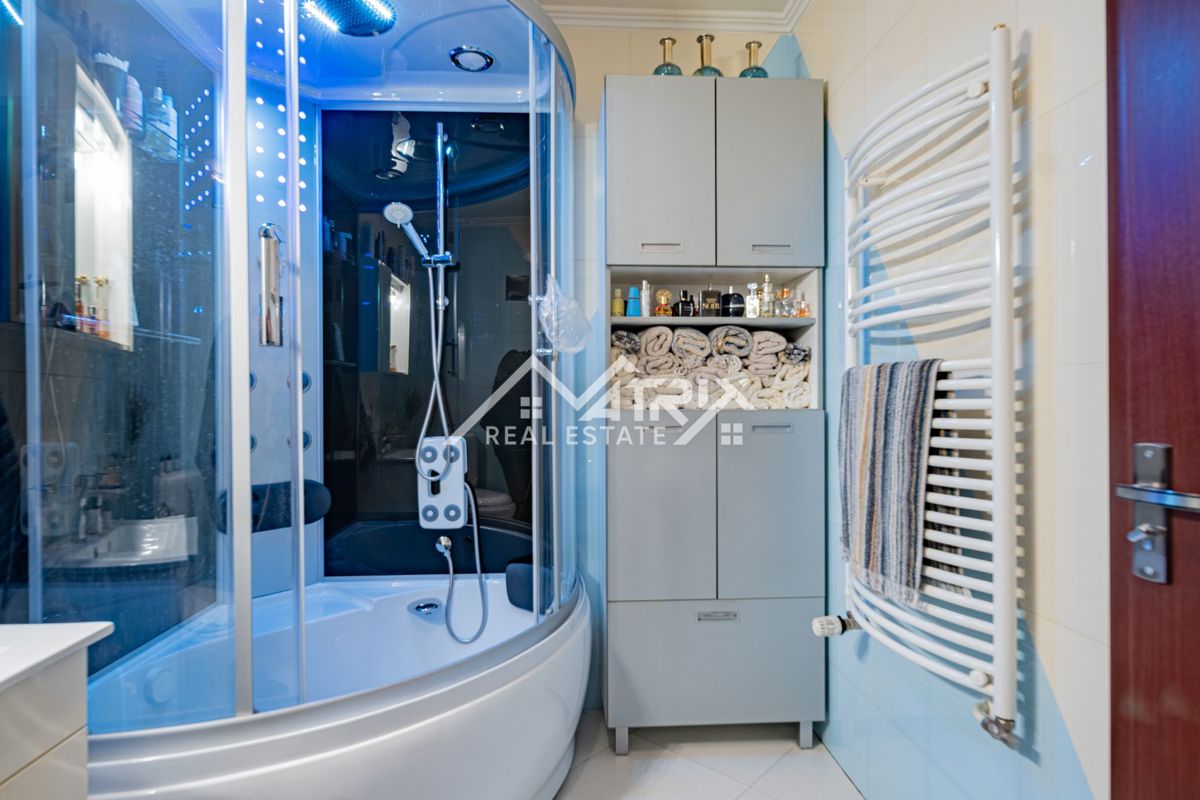Apartma Na predaj - OSJEČKO-BARANJSKA NAŠICE
