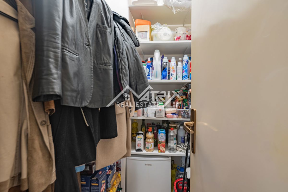 Apartma Na predaj - OSJEČKO-BARANJSKA NAŠICE
