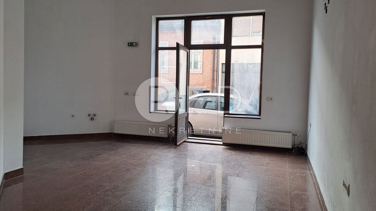 Commerciale In vendita - POŽEŠKO-SLAVONSKA POŽEGA