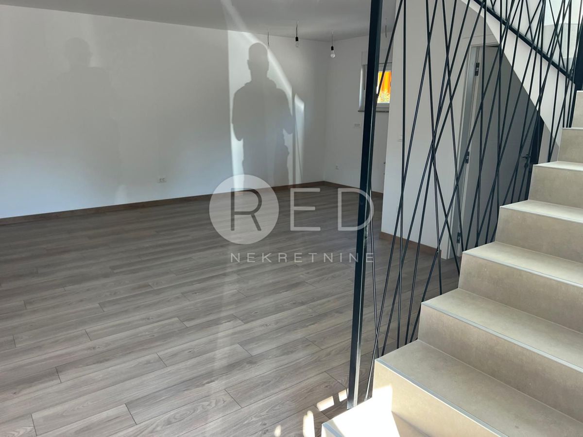 Flat For sale - šibensko-kninska Vodice - foto 2/6
