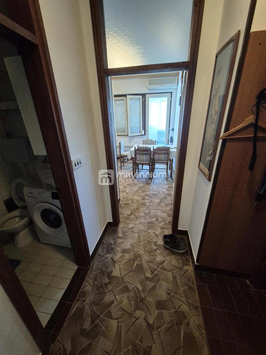 Stan Na prodaju - PRIMORSKO-GORANSKA CRIKVENICA