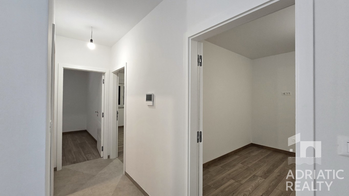 Flat For sale - ŠIBENSKO-KNINSKA VODICE