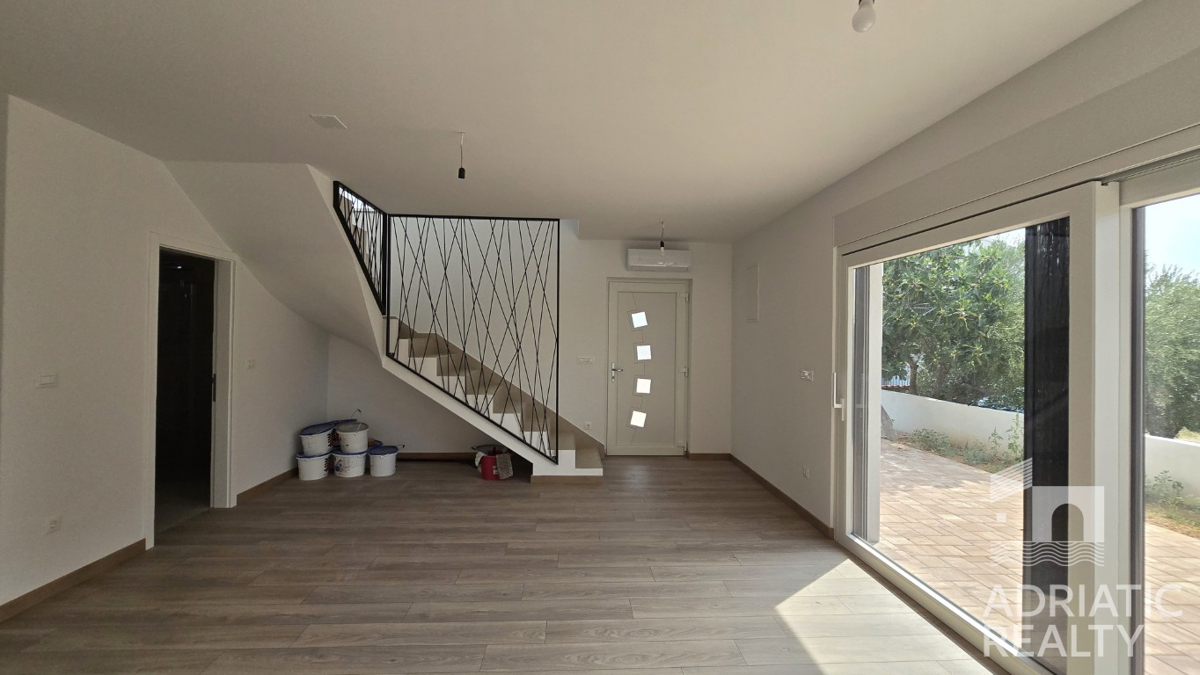 Flat For sale - ŠIBENSKO-KNINSKA VODICE