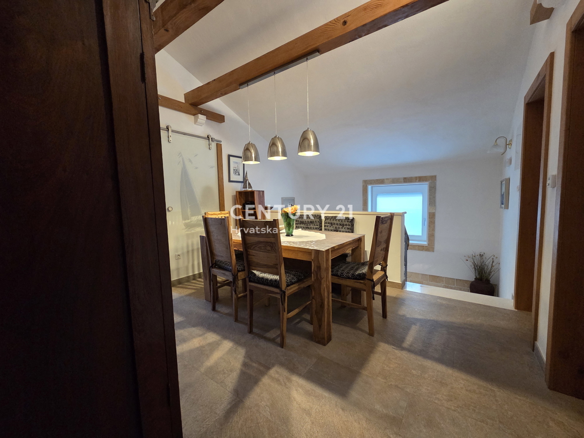 Haus Zu verkaufen - ŠIBENSKO-KNINSKA PRIMOŠTEN