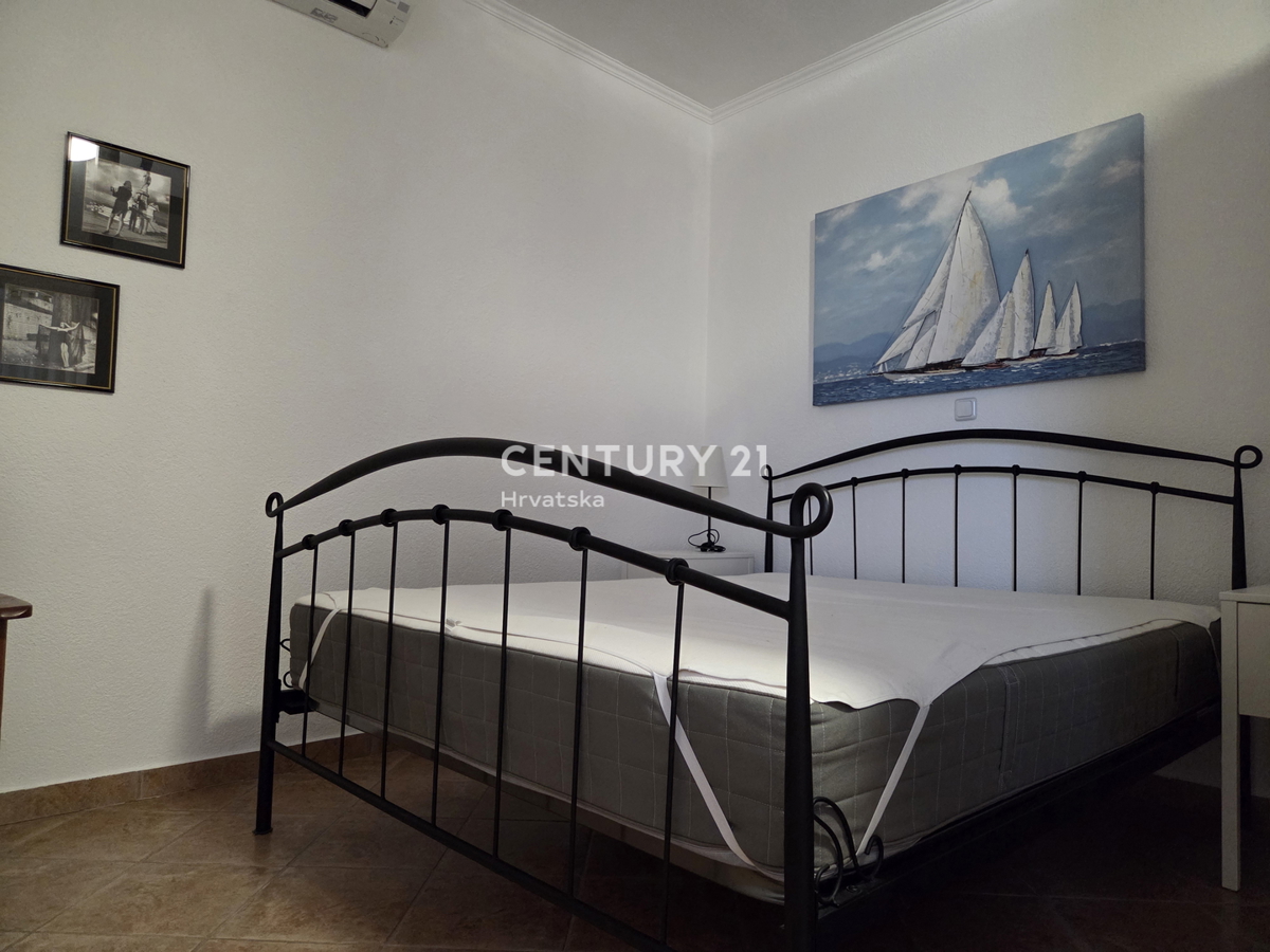 Haus Zu verkaufen - ŠIBENSKO-KNINSKA PRIMOŠTEN