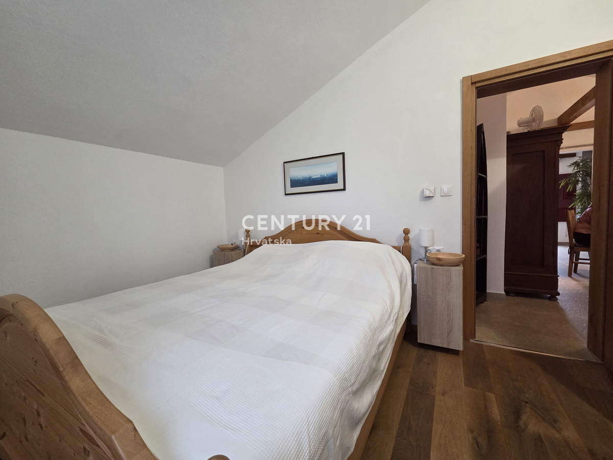 Haus Zu verkaufen - ŠIBENSKO-KNINSKA PRIMOŠTEN