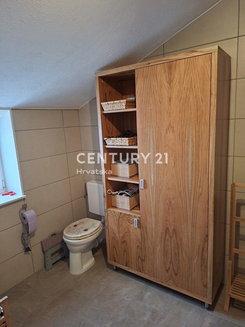Haus Zu verkaufen - ŠIBENSKO-KNINSKA PRIMOŠTEN