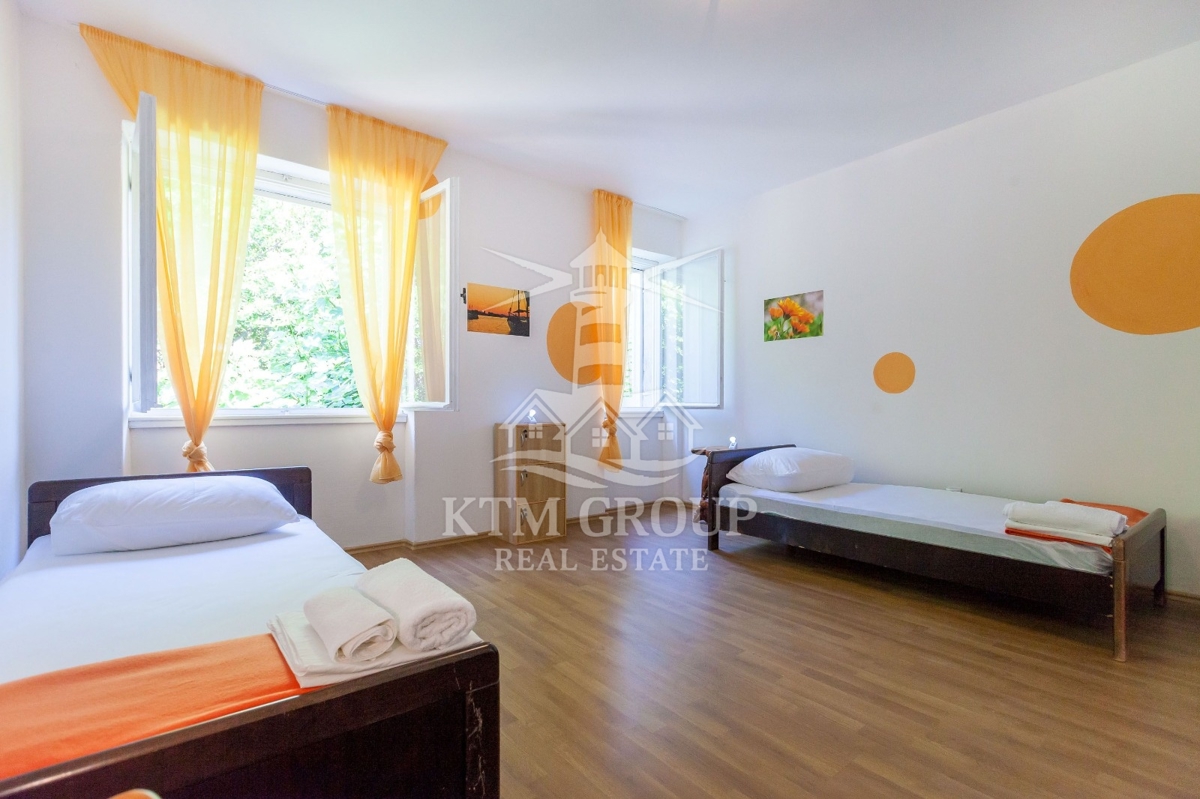 House For sale - SPLITSKO-DALMATINSKA BRAČ
