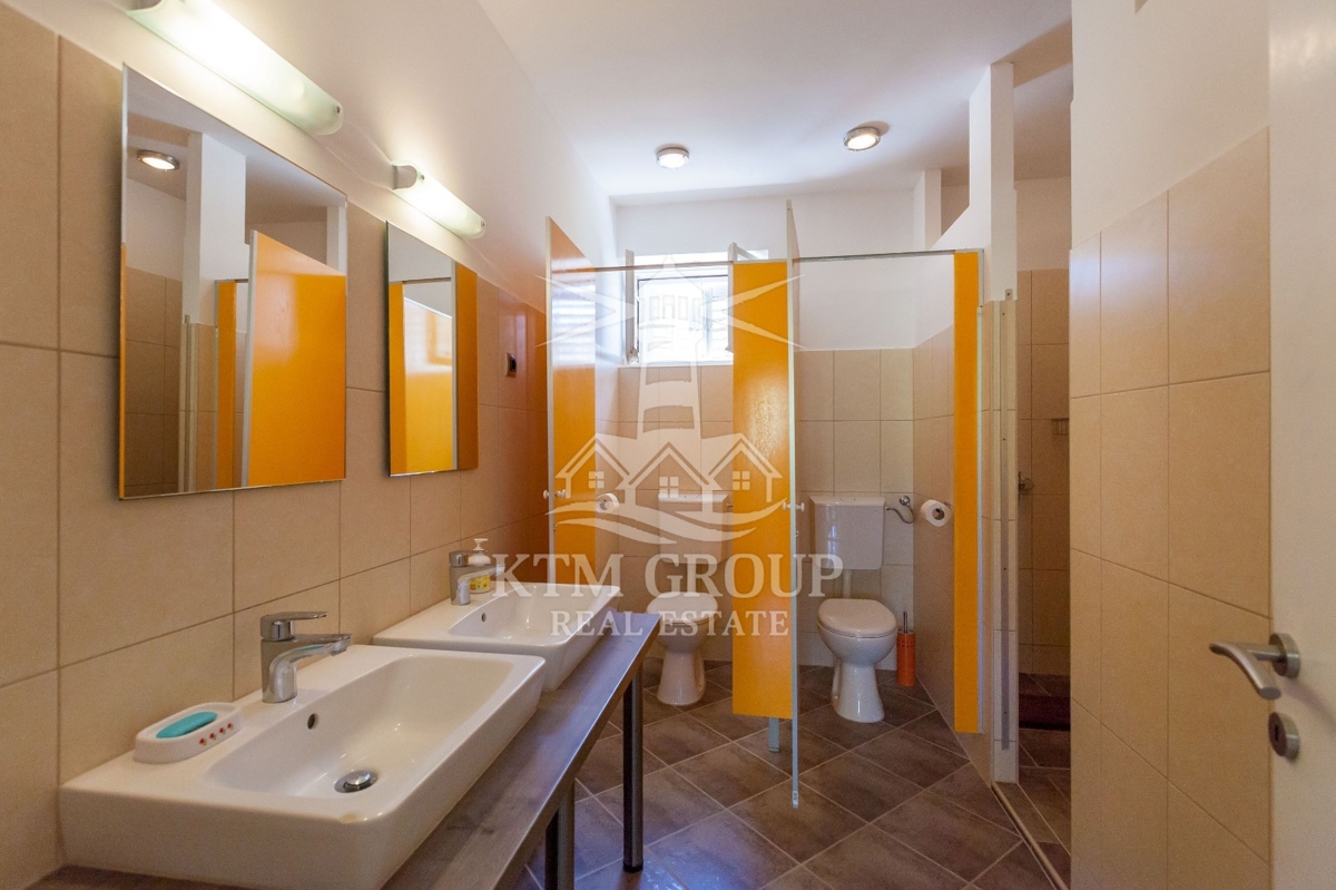 House For sale - SPLITSKO-DALMATINSKA BRAČ