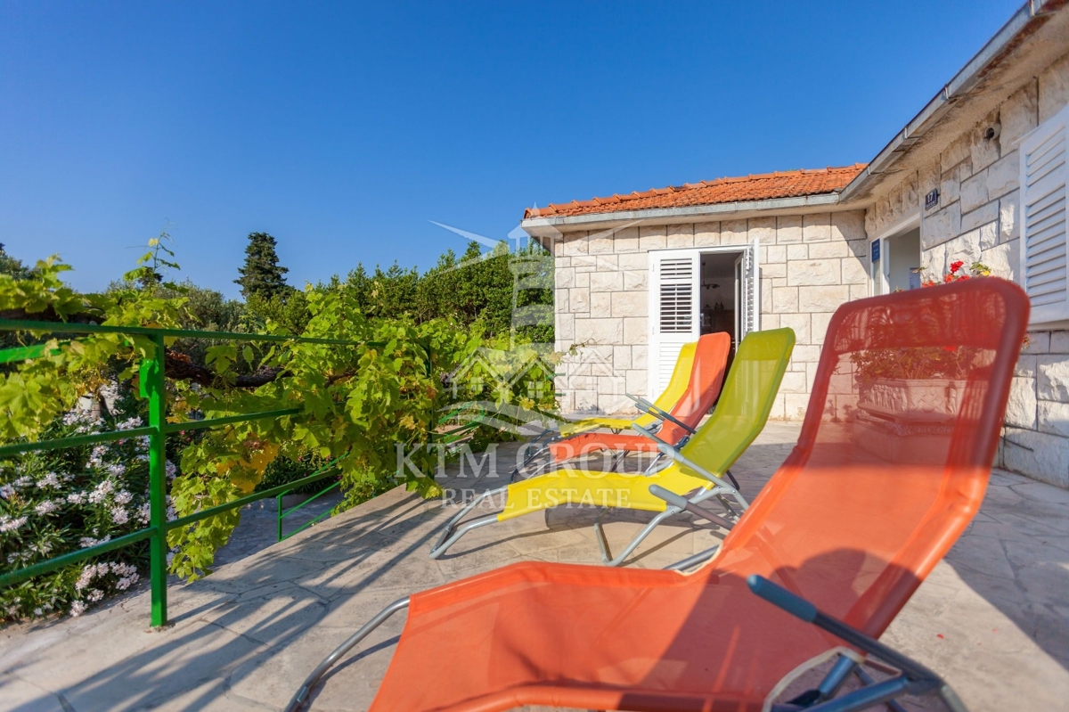 House For sale - SPLITSKO-DALMATINSKA BRAČ