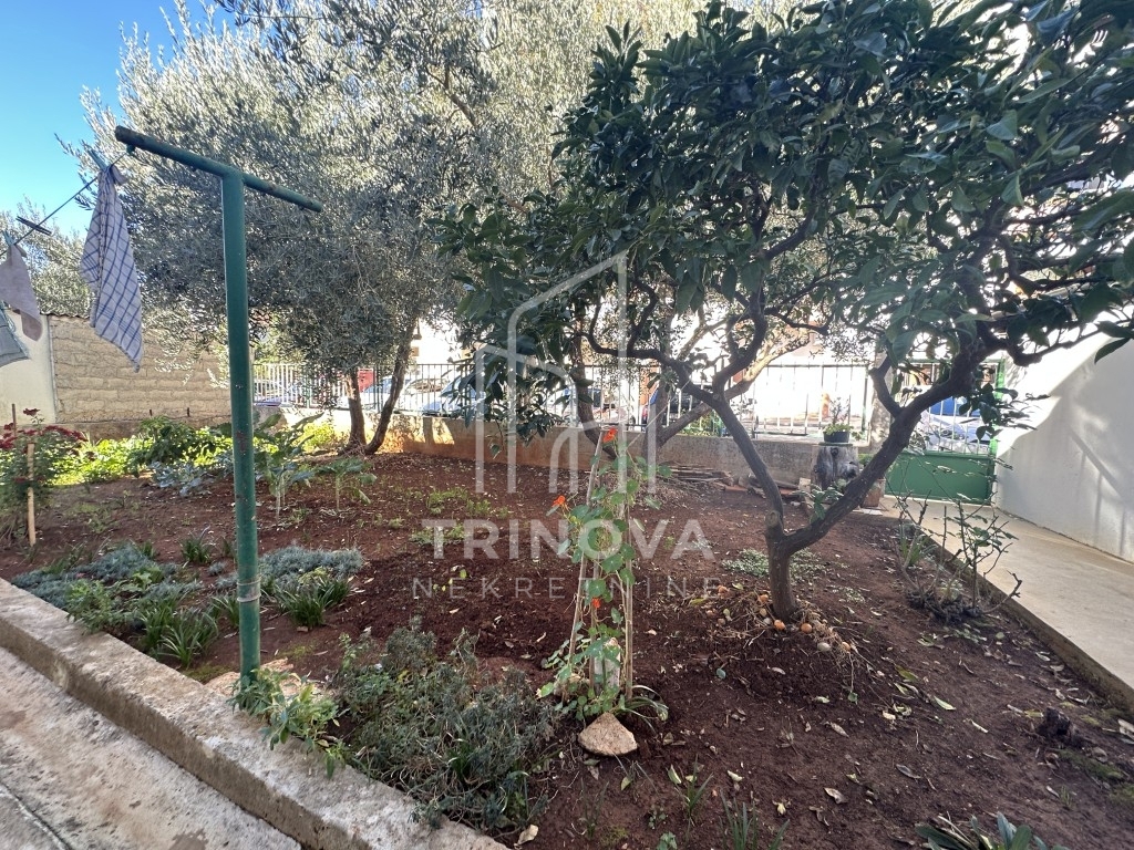 Locaux commerciaux À louer - ZADARSKA ZADAR