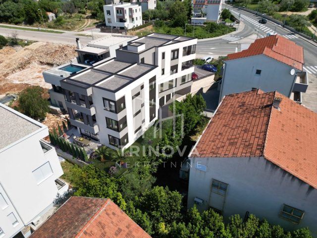 Locaux commerciaux à vendre 78 m² – Zadar