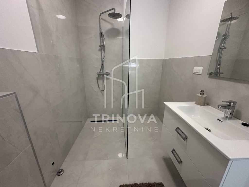 Flat For sale - ZADARSKA VIR