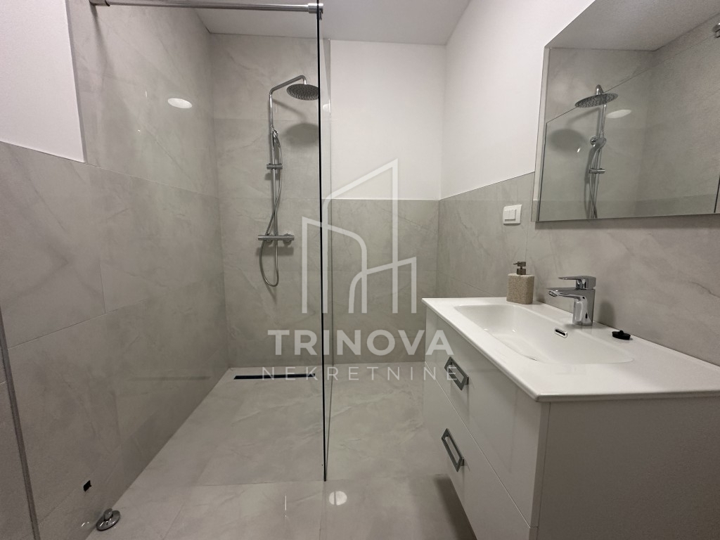 Flat For sale - ZADARSKA VIR