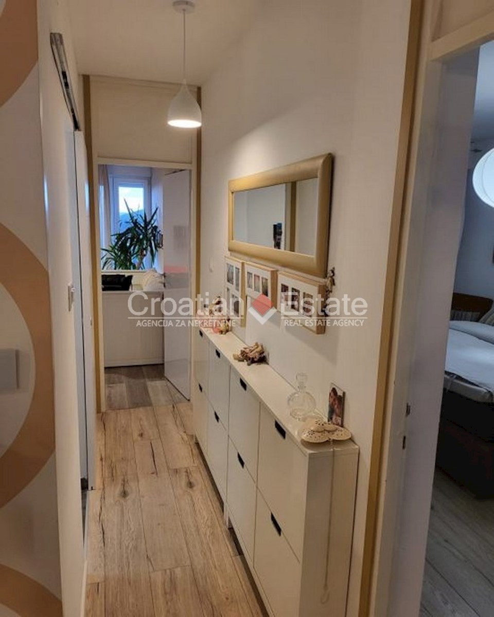 Flat For sale - SPLITSKO-DALMATINSKA SPLIT