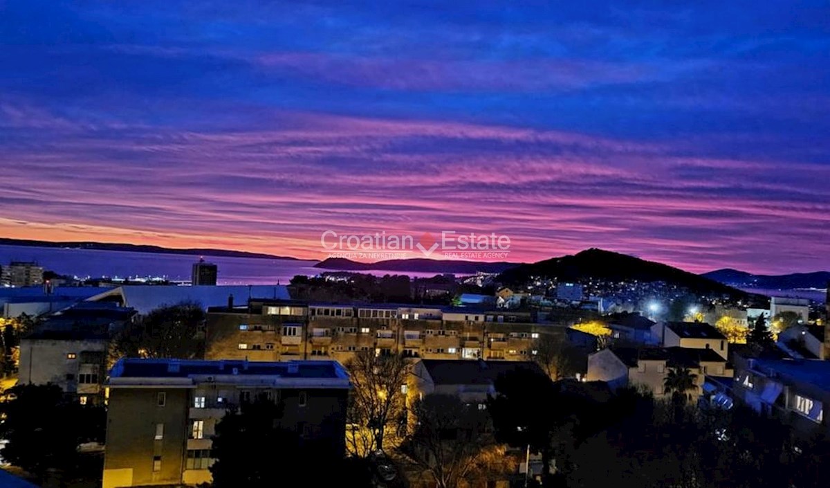 Flat For sale - SPLITSKO-DALMATINSKA SPLIT