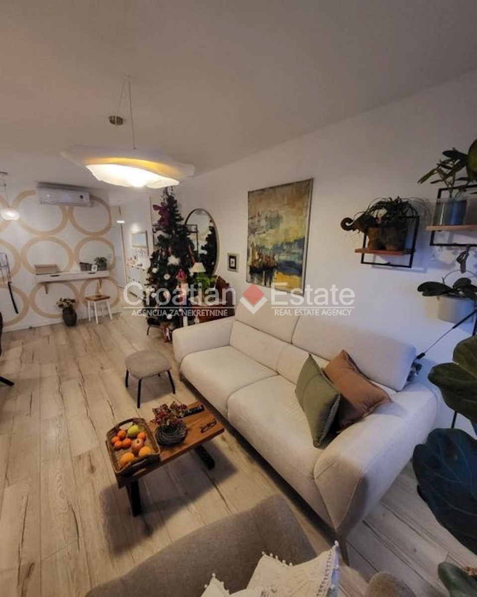 Flat For sale - SPLITSKO-DALMATINSKA SPLIT
