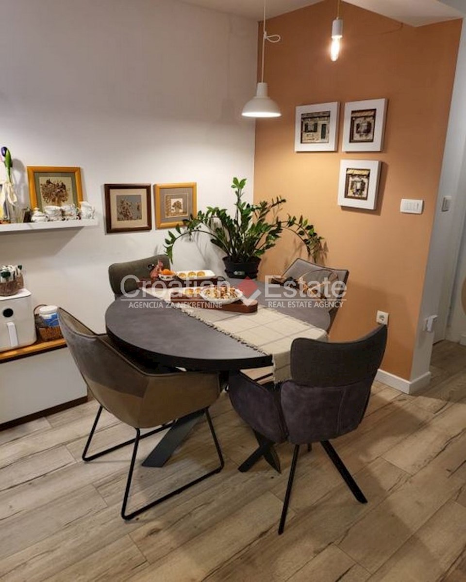 Flat For sale - SPLITSKO-DALMATINSKA SPLIT