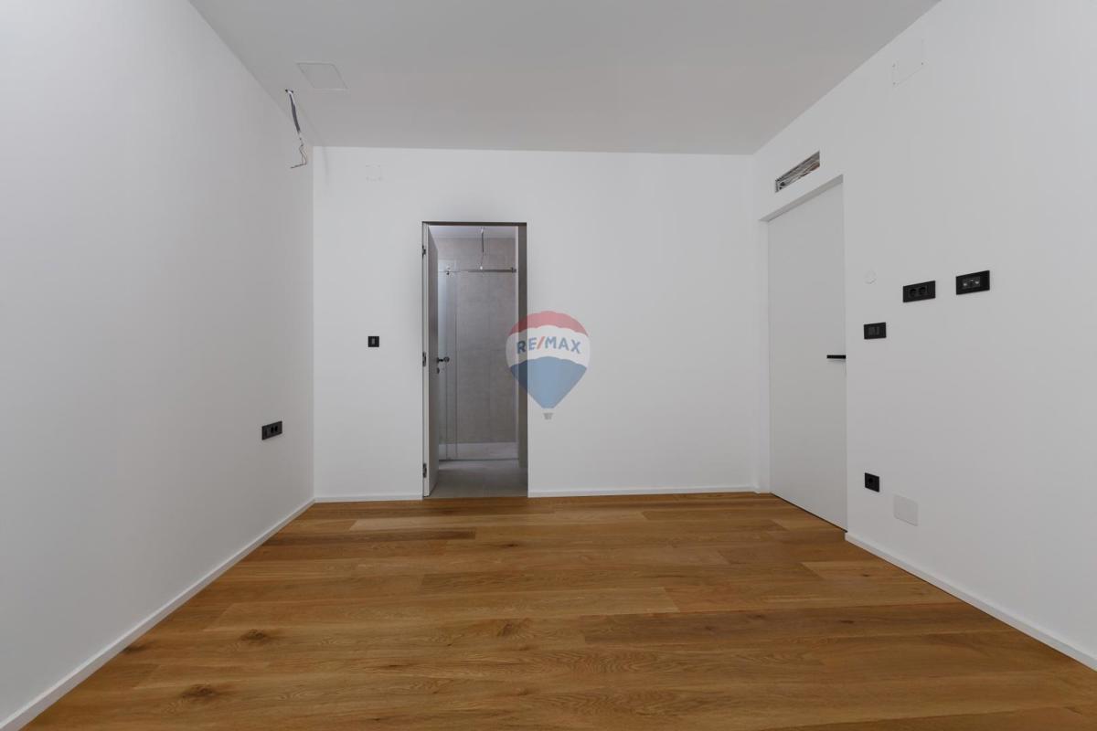 Apartmán Na predaj - PRIMORSKO-GORANSKA LOVRAN