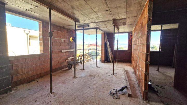 Stan na prodaju 78 m² – Barban