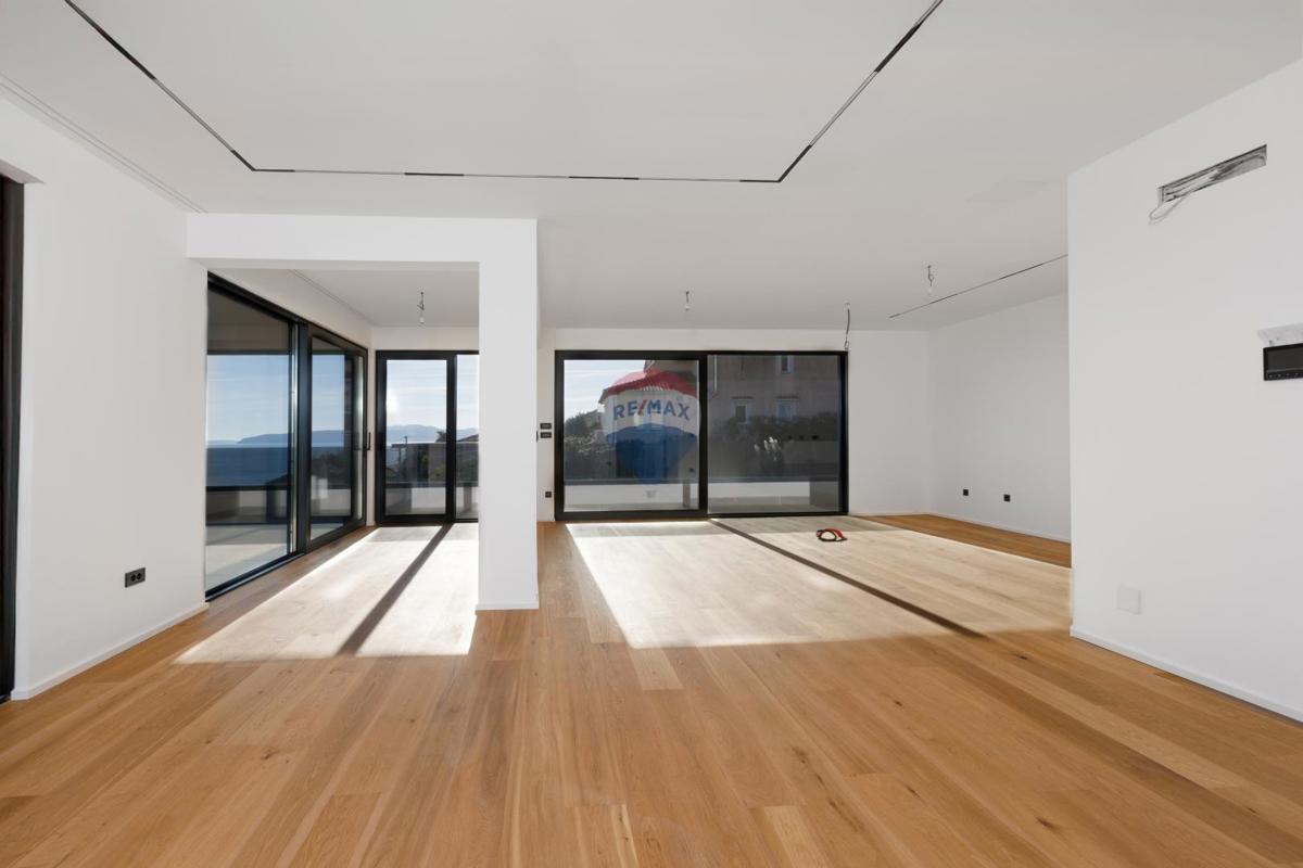 Flat For sale - PRIMORSKO-GORANSKA LOVRAN