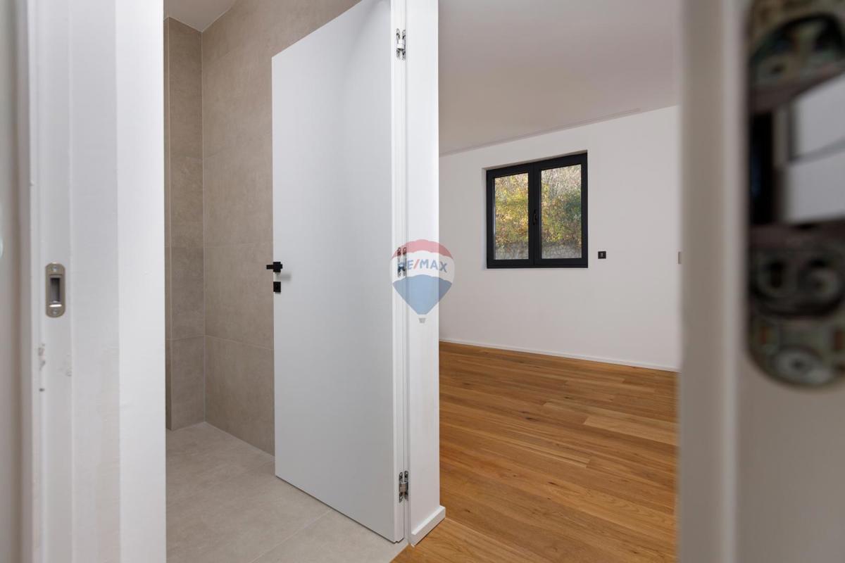 Flat For sale - PRIMORSKO-GORANSKA LOVRAN