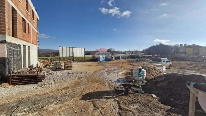 Poslovni prostor Na prodaju - Istarska Barban - foto 2/5