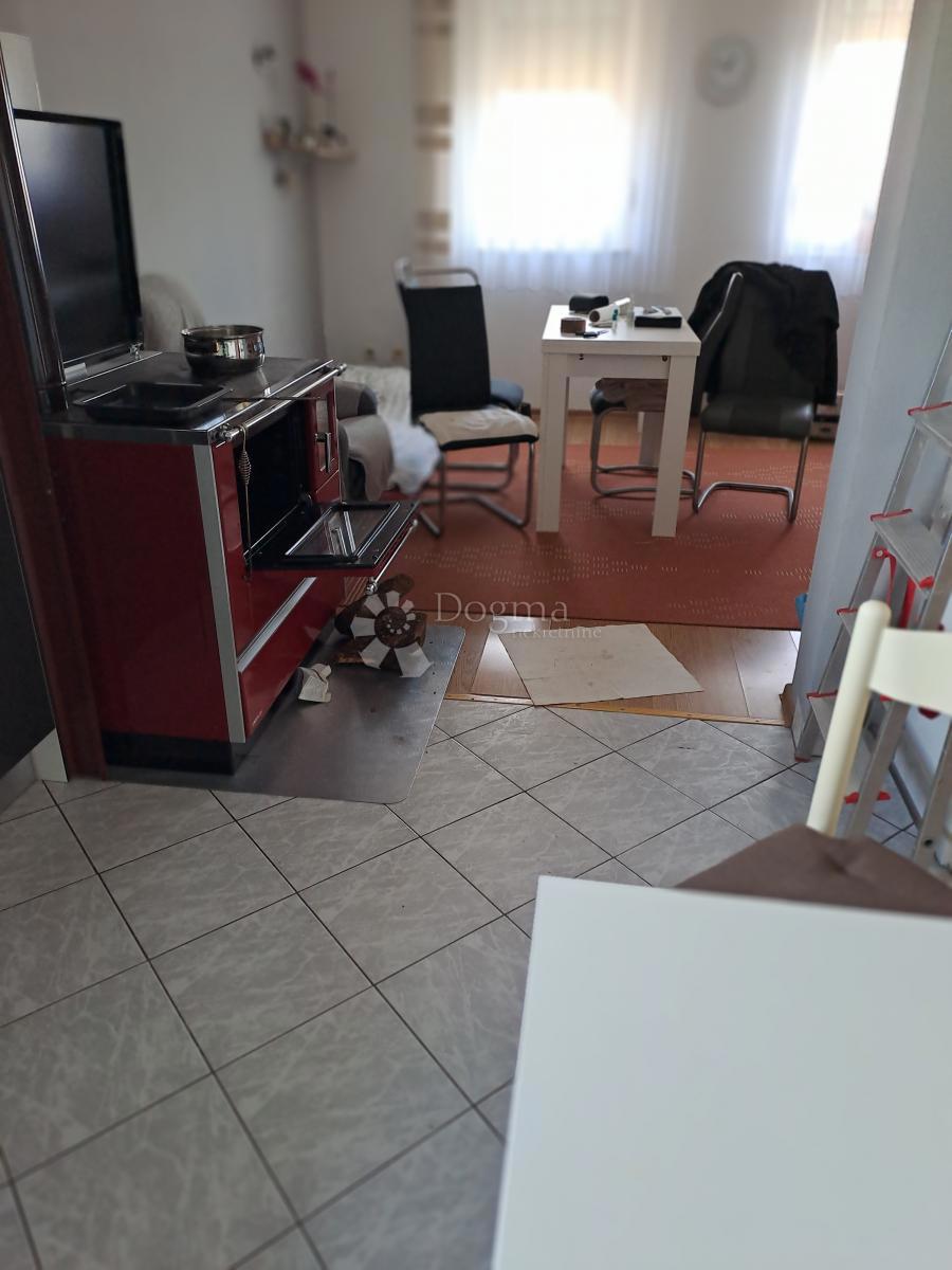 Maison À vendre - SISAČKO-MOSLAVAČKA TOPUSKO