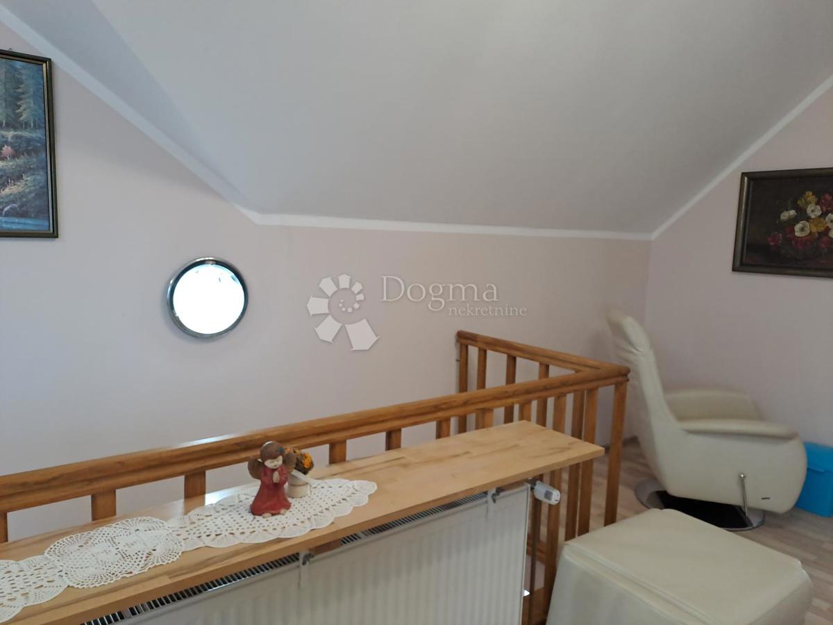 Maison À vendre - SISAČKO-MOSLAVAČKA TOPUSKO