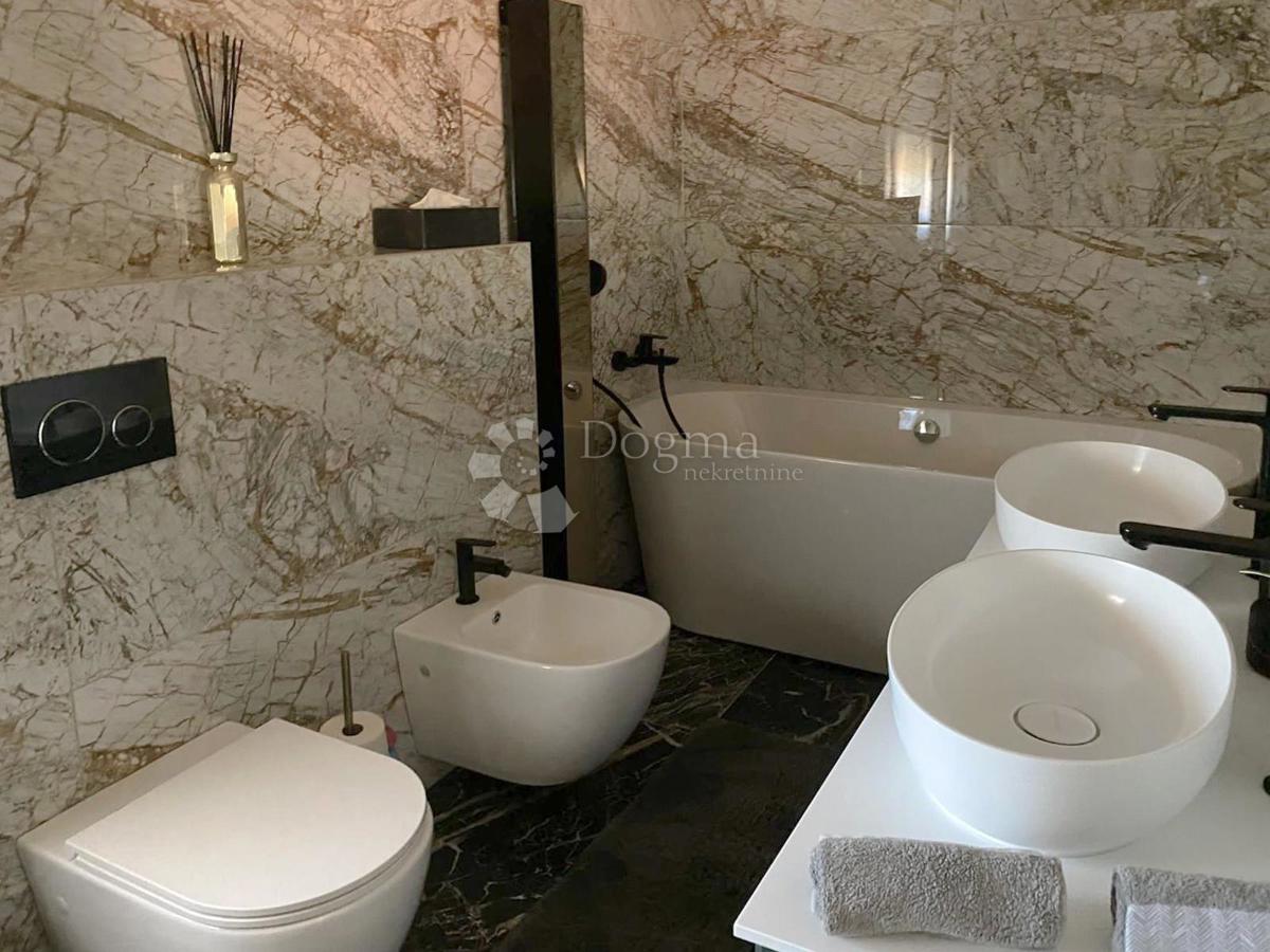 House For sale - ISTARSKA BRTONIGLA