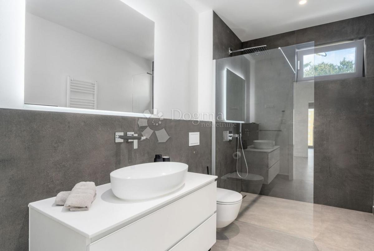 Haus Zu verkaufen - SPLITSKO-DALMATINSKA SEGET