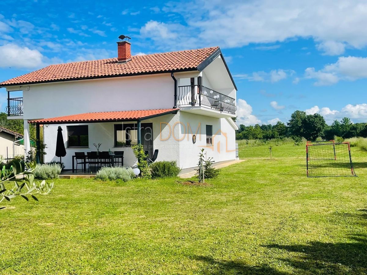 Dom Na predaj - Istarska Marčana - foto 2/5
