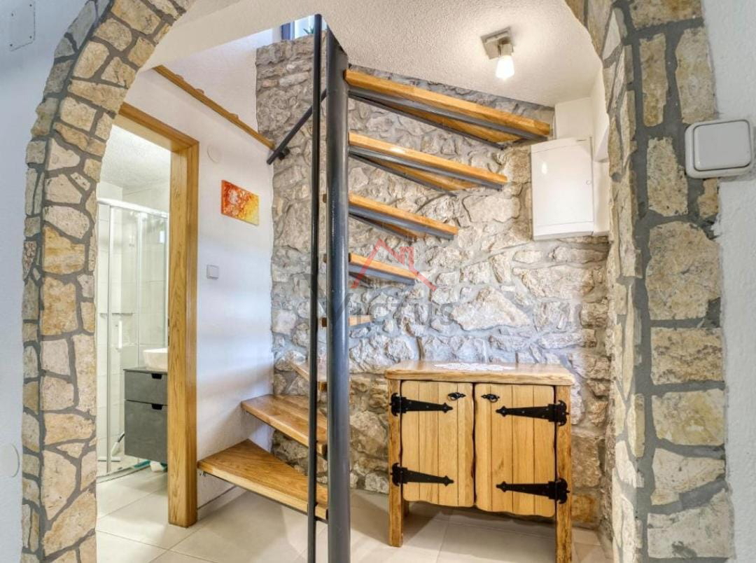 House For sale - PRIMORSKO-GORANSKA CRIKVENICA