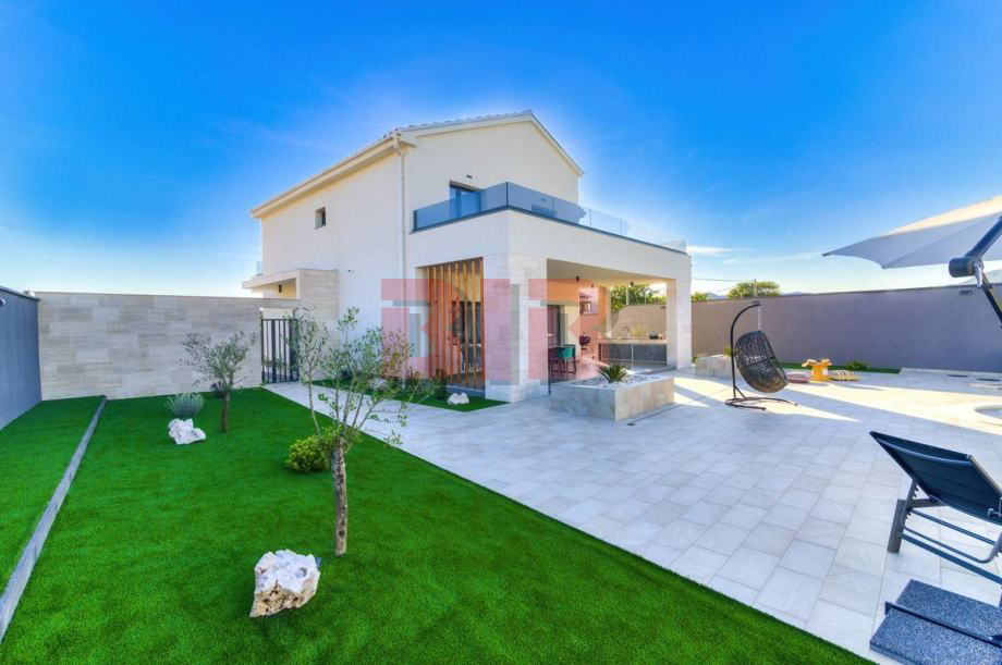 House For sale - PRIMORSKO-GORANSKA NOVI VINODOLSKI