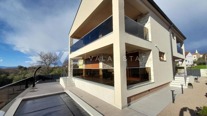 House for sale 290 m² – Krk