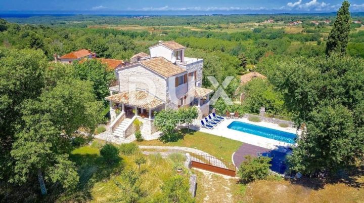 Casa in vendita 317 m² – Višnjan