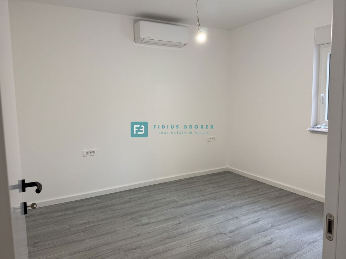 Flat For sale - ŠIBENSKO-KNINSKA VODICE