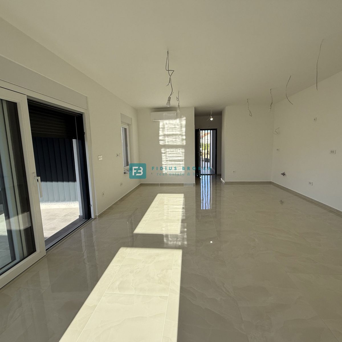Flat For sale - ŠIBENSKO-KNINSKA VODICE