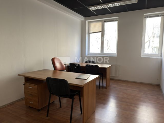 Lokal użytkowy do wynajęcia 64 m² – Rijeka