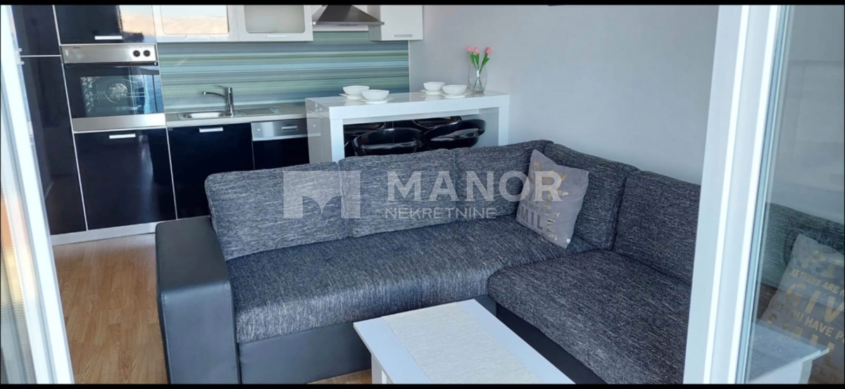 Appartement À vendre - LIČKO-SENJSKA SENJ