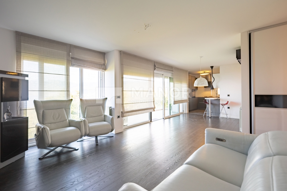 Appartement À louer - Primorsko-goranska Rijeka - foto 1/19