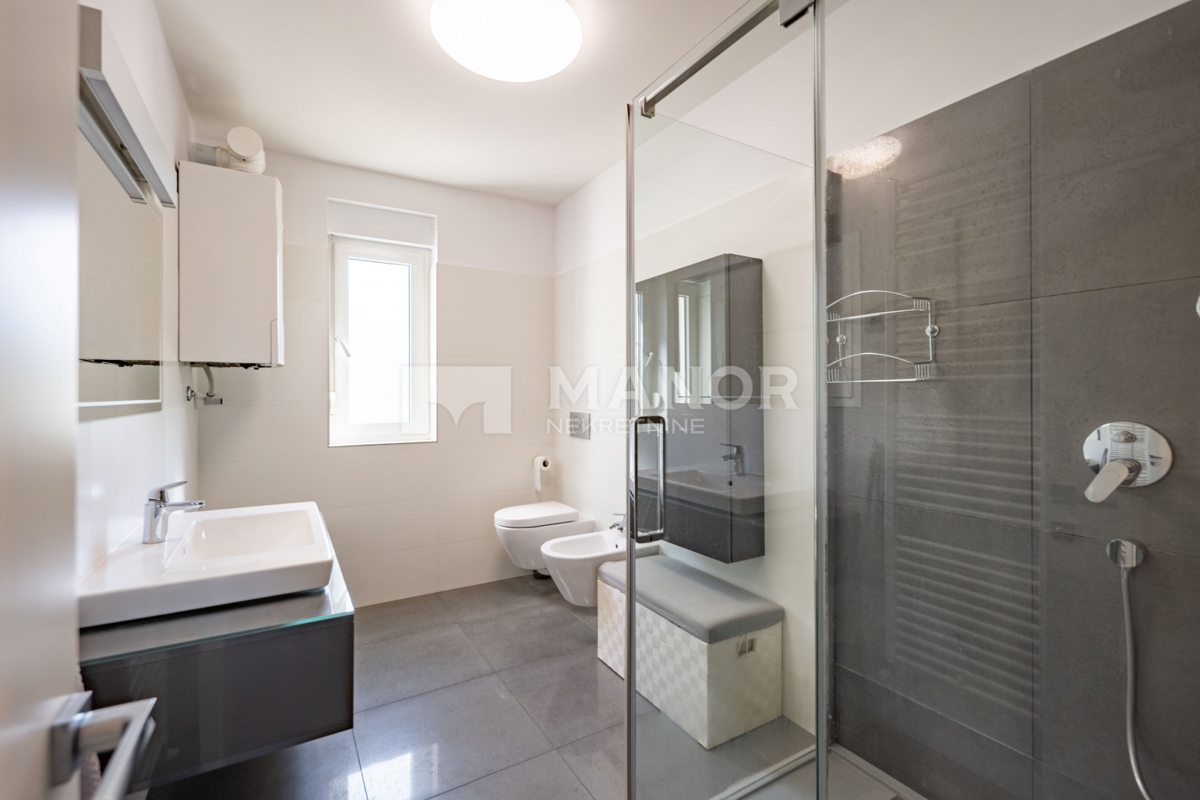 Appartement À louer - PRIMORSKO-GORANSKA RIJEKA