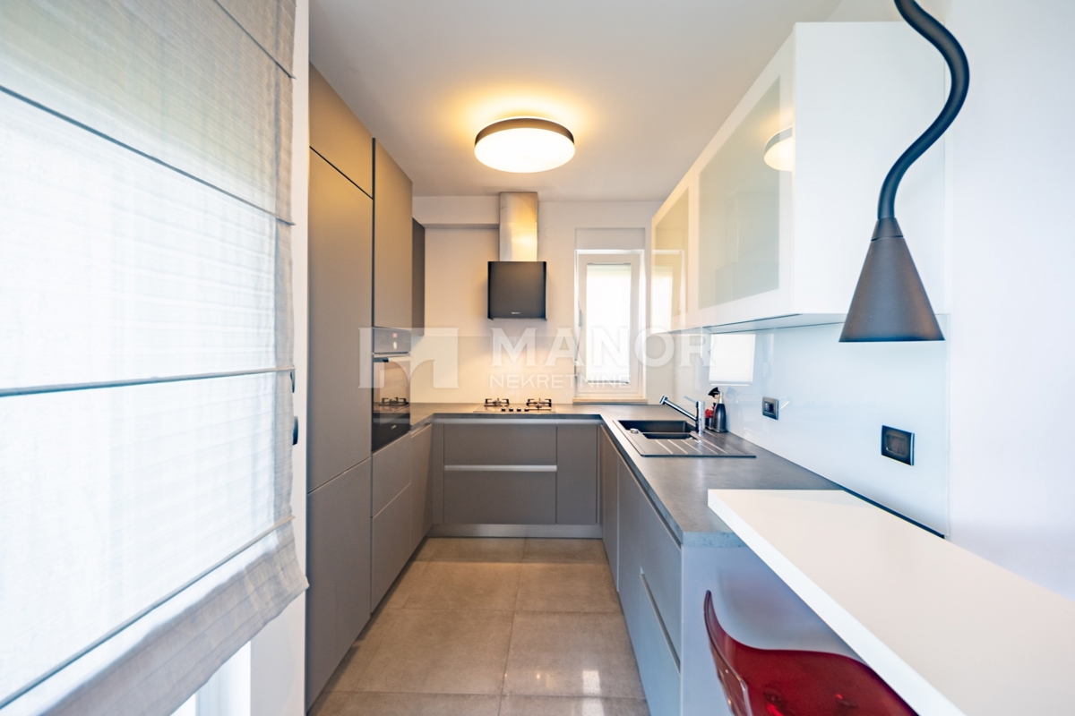 Appartement À louer - Primorsko-goranska Rijeka - foto 3/19