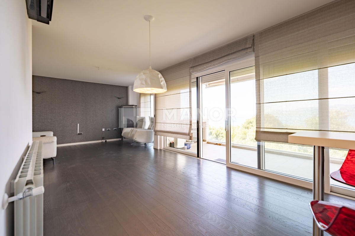 Appartement À louer - Primorsko-goranska Rijeka - foto 4/19