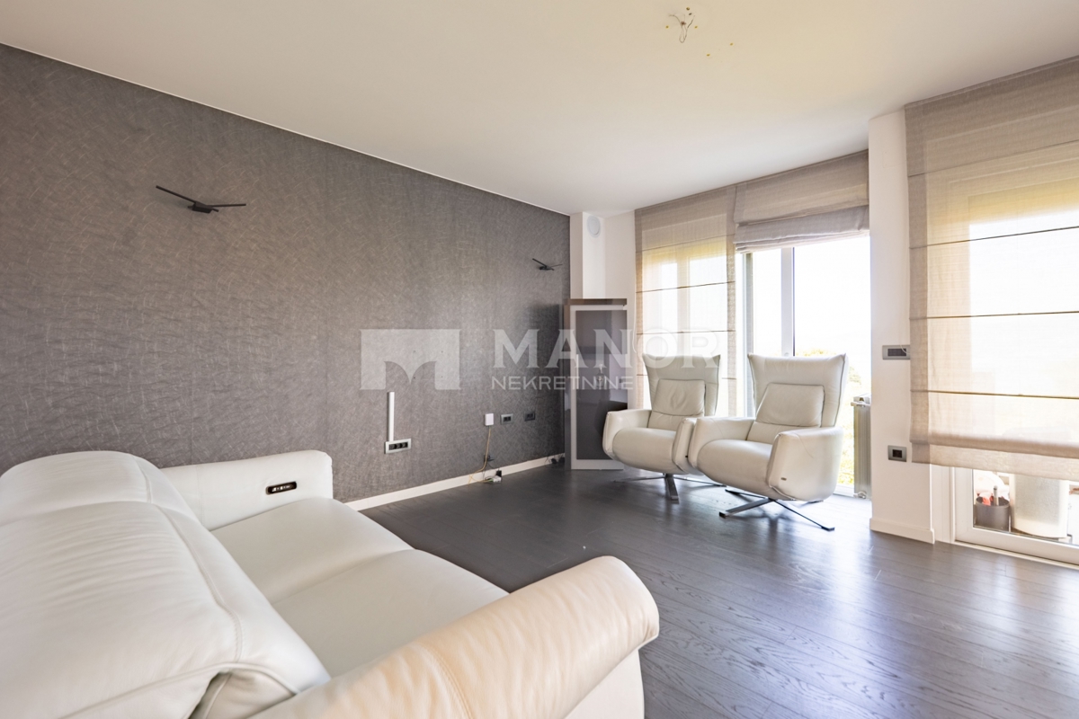 Appartement À louer - Primorsko-goranska Rijeka - foto 5/19