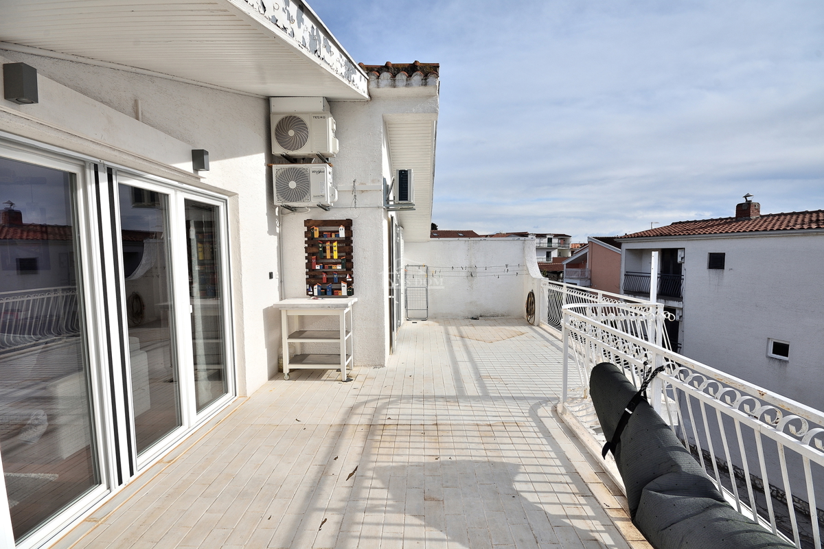 Flat For sale - ŠIBENSKO-KNINSKA VODICE